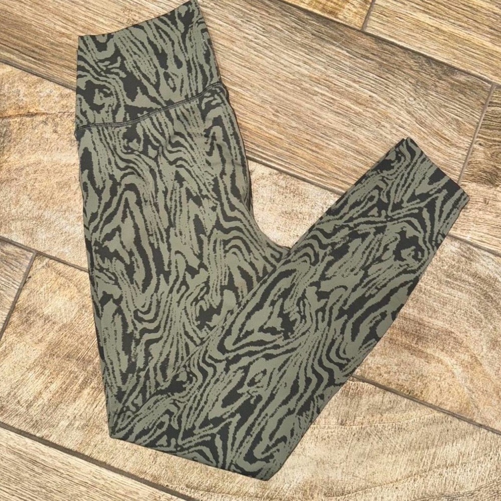 Olive Green & Black Patterned Leggings
